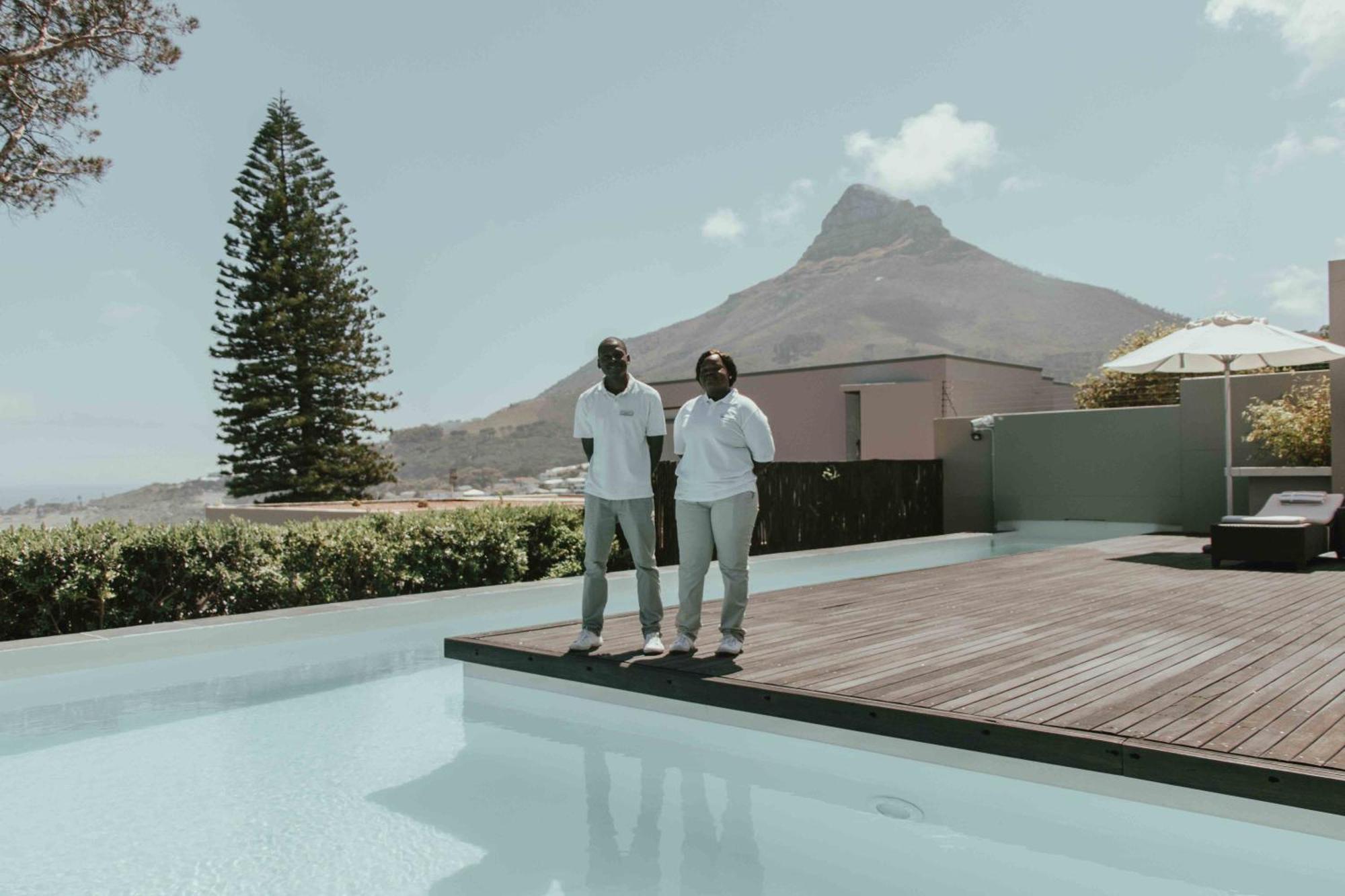 Serenity Villa 18 Ronald Rd Camps Bay Cape Town Exterior photo